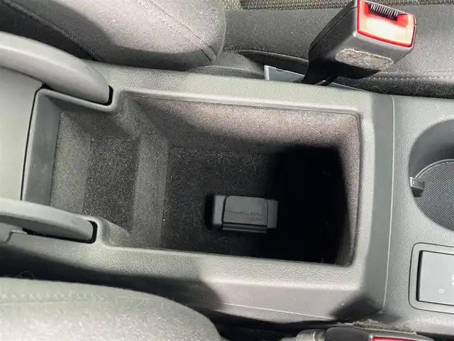 アウディ Ｑ３ 2．0 TFSI クワトロ 山梨県 2014(平26)年 3.9万km 白 純正ＭＭＩナビ/バックカメラ/コンフォートアクセス/オートライト/キセノンヘッドライト/Ｂｌｕｅｔｏｏｔｈ/前後コーナーセンサー/純正１８インチＡＷ/横滑り防止/アイドリングストップ/フルセグTV/禁煙車/保証書