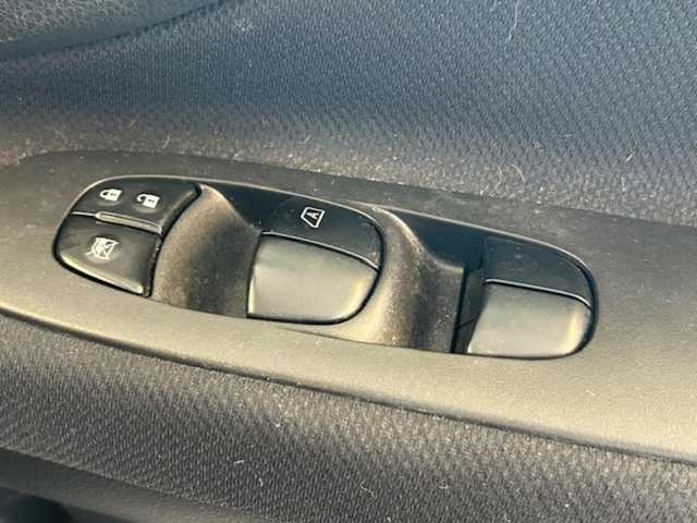 日産 セレナ ハイウェイスター Vセレクション 静岡県 2012(平24)年 7.9万km スチールブルー (株)IDOMが運営する【じしゃロン浜松店】の自社ローン専用車両になりますこちらは現金またはオートローンご利用時の価格です。自社ローンご希望の方は別途その旨お申付け下さい/純正ナビ/Bluetooth/CD/DVD/SD/フルセグTV/クルーズコントロール/両側パワースライドドア/ウォークスルー/3列シート/フォグランプ/オートライト/前方ドライブレコーダー/ETC/横滑り防止/盗難防止装置/アイドリングストップ/エンジンスタートボタン/16インチ純正アルミホイール/スペアキー１本/バックカメラ/純正フロアマット