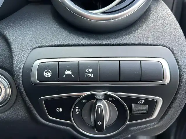 メルセデス・ベンツ Ｃ２２０ｄ アバンギャルド　AMGライン 宮城県 2019(令1)年 2.6万km グレー 登録時走行距離25940km/禁煙車/純正ナビ/・フルセグTV／Bluetooth／/USB／Apple CarPlay／Android Auto/バックカメラ /ビルトインETC/ブラインドスポットモニター/前席シートヒーター/メモリーシート/前方ドライブレコーダー/レザーシート/レーンキープアシスト/ステアリングアシスト/パーキングセンサー/パドルシフト/アダプティブクルーズコントロール/前後ソナー/パワーバックドア/アイドリングストップ/ステアリングスイッチ/電動パーキングブレーキ/LEDヘッドライト/オートライト/プッシュスタート/スマートキー