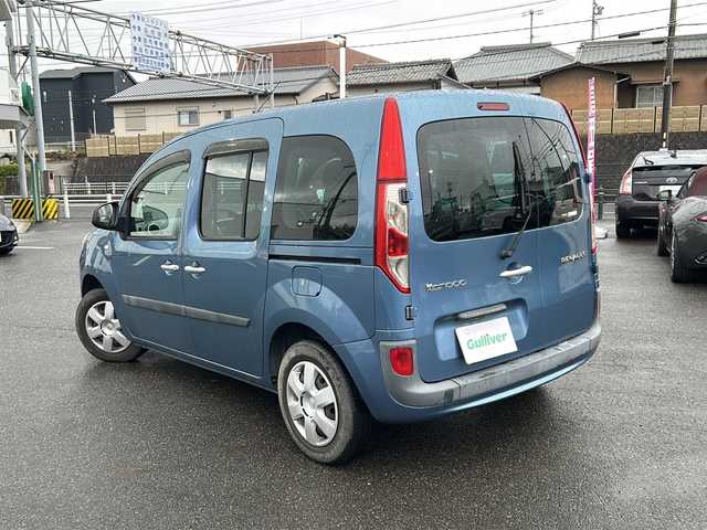 ルノー カングー ゼン 愛知県 2017(平29)年 5.5万km ブルーエトワールM /禁煙車/正規ディーラー車//ワンオーナー//社外ナビ・フルセグTV/　(CN-RE03D)//バックカメラ/ETC//両側スライドドア//ステアリングスイッチ//電動格納ミラー//ドライブレコーダー//純正フロアマット//純正ドアバイザー//新車保証書/取扱説明書//スペアキー