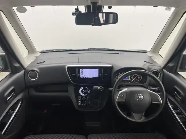 日産 デイズ ルークス ハイウェイスターX Gパッケージ 岡山県 2018(平30)年 5.9万km プレミアムパープルP 純正ナビ　/衝突軽減ブレーキ　/両側電動スライドドア　/アラウンドビューモニター　/ＥＴＣ　/純正ＬＥＤヘッドライト　/Ｂｌｕｅｔｏｏｔｈ　/フルセグＴＶ　/アイドリングストップ　/オートライト　/スマートー　/スペアキー/取扱説明書/ベンチシート/ABS/横滑り防止/オートハイビーム/純正ドライブレコーダー/USB