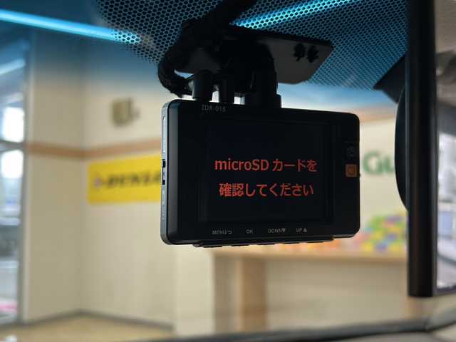 ホンダ フィット ハイブリット Fパッケージ 道央・札幌 2014(平26)年 12.7万km ビビットスカイブルーP ・4WD/・バックカメラ/・ドライブレコーダー/・ETC/・横滑り防止/・ワイパーデアイサー/・プッシュスタート/・スマートキー/・ドアバイザー/・電格ミラー/・ミラーヒーター