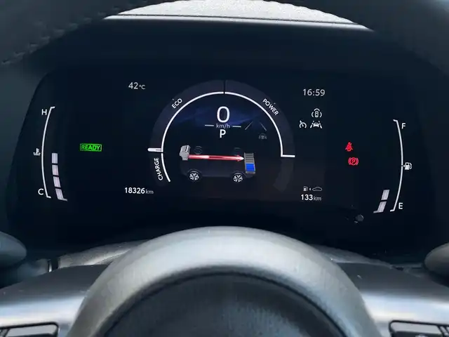 トヨタ シエンタ ハイブリッド Z 山梨県 2024(令6)年 1.9万km アーバンカーキ ワンオーナー/純正ナビ/　（フルセグ/Bluetooth）/4WD/バックカメラ/両側パワースライドドア/レーダークルーズコントロール/プリクラッシュセーフティ/BSM/シートヒーター/ステアリングヒーター/前後コーナーセンサー/LEDヘッドライト/ETC2.0/取説/保証書/スペアキー