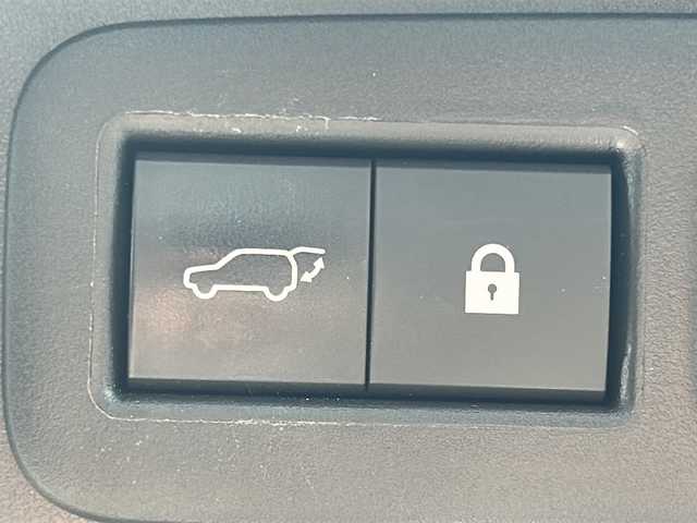 レクサス ＵＸ 250h アーバンエレガンス 宮城県 2020(令2)年 7.3万km グラファイトブラックガラスフレーク ワンオーナー/Lexus Safety System/・プリクラッシュセーフティ	/・レーントレーシングアシスト/・ブラインドスポットモニター/・レーダークルーズコントロール	/・オートマチックハイビーム/・クリアランスソナー	/パノラミックビューモニター/純正10型DAナビ/・BT.USB.AUX.CD.DVD.SD.Miracast/フルセグTV/合皮シート/前席パワーシート/電動リアゲート/前席シートヒーター/ステアリングヒーター/AC1500W/革巻ステアリング/ステアリングスイッチ/ドライブレコーダー（FR）/ビルトインETC2.0/パドルシフト/LEDヘッドライト/LEDフォグランプ/電動パーキングブレーキ/プッシュスタート/スマートキー/純正エンジンスタータ/純正フロアマット/純正18inAW/横滑り防止装置/アイドリングストップ