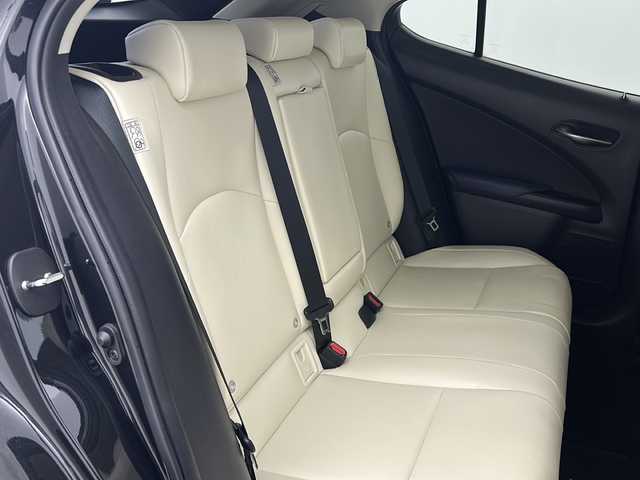 レクサス ＵＸ 250h アーバンエレガンス 宮城県 2020(令2)年 7.3万km グラファイトブラックガラスフレーク ワンオーナー/Lexus Safety System/・プリクラッシュセーフティ	/・レーントレーシングアシスト/・ブラインドスポットモニター/・レーダークルーズコントロール	/・オートマチックハイビーム/・クリアランスソナー	/パノラミックビューモニター/純正10型DAナビ/・BT.USB.AUX.CD.DVD.SD.Miracast/フルセグTV/合皮シート/前席パワーシート/電動リアゲート/前席シートヒーター/ステアリングヒーター/AC1500W/革巻ステアリング/ステアリングスイッチ/ドライブレコーダー（FR）/ビルトインETC2.0/パドルシフト/LEDヘッドライト/LEDフォグランプ/電動パーキングブレーキ/プッシュスタート/スマートキー/純正エンジンスタータ/純正フロアマット/純正18inAW/横滑り防止装置/アイドリングストップ