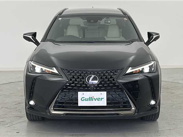 レクサス ＵＸ 250h アーバンエレガンス 宮城県 2020(令2)年 7.3万km グラファイトブラックガラスフレーク ワンオーナー/Lexus Safety System/・プリクラッシュセーフティ	/・レーントレーシングアシスト/・ブラインドスポットモニター/・レーダークルーズコントロール	/・オートマチックハイビーム/・クリアランスソナー	/パノラミックビューモニター/純正10型DAナビ/・BT.USB.AUX.CD.DVD.SD.Miracast/フルセグTV/合皮シート/前席パワーシート/電動リアゲート/前席シートヒーター/ステアリングヒーター/AC1500W/革巻ステアリング/ステアリングスイッチ/ドライブレコーダー（FR）/ビルトインETC2.0/パドルシフト/LEDヘッドライト/LEDフォグランプ/電動パーキングブレーキ/プッシュスタート/スマートキー/純正エンジンスタータ/純正フロアマット/純正18inAW/横滑り防止装置/アイドリングストップ
