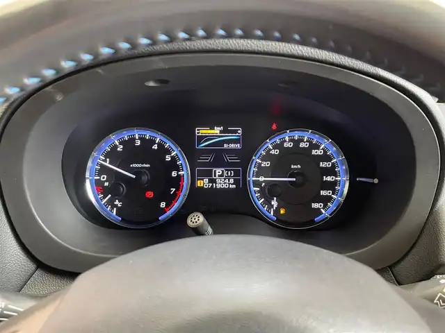 スバル レヴォーグ 1．6GT－S アイサイト 岩手県 2017(平29)年 7.2万km ダークグレーメタリック ４WD/ビルシュタインダンパー/アイサイトVer.3/アドバンスドセイフティパッケージ/プリクラッシュブレーキ/全車速追従機能付きクルーズコントロール/AT誤発進抑制制御/ハイビームアシスト/スバルリヤビークルディテクション/SI-DRIVE/パドルシフト/ビークルダイナミクスコントロール/アイドリングストップ/パワーシート/純正ナビ/（CD/DVD/フルセグ/SD/USB/Bluetooth）/バック・サイドモニター/LEDヘッドランプ/フロント・リヤフォグランプ/純正18インチアルミホイール