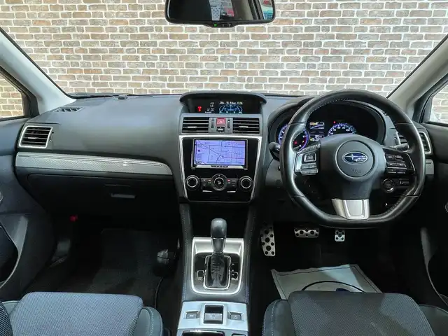 スバル レヴォーグ 1．6GT－S アイサイト 岩手県 2017(平29)年 7.2万km ダークグレーメタリック ４WD/ビルシュタインダンパー/アイサイトVer.3/アドバンスドセイフティパッケージ/プリクラッシュブレーキ/全車速追従機能付きクルーズコントロール/AT誤発進抑制制御/ハイビームアシスト/スバルリヤビークルディテクション/SI-DRIVE/パドルシフト/ビークルダイナミクスコントロール/アイドリングストップ/パワーシート/純正ナビ/（CD/DVD/フルセグ/SD/USB/Bluetooth）/バック・サイドモニター/LEDヘッドランプ/フロント・リヤフォグランプ/純正18インチアルミホイール