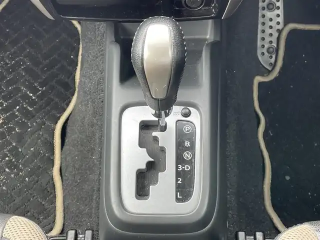 スズキ ジムニー ランドベンチャー 道央・札幌 2014(平26)年 5.4万km ノクターンブルーパール ４WD/社外メモリーナビ/AM/FM/CD/BT/ワンセグ/トランスファ切替/D席シートヒーター/レザーシート/ステアリングリモコン/リモコンキー/LEDヘッドライト/ヘッドライトレベライザー/電動格納ミラー/ヒーテッドドアミラー/ウィンカーミラー/純正フロアマット