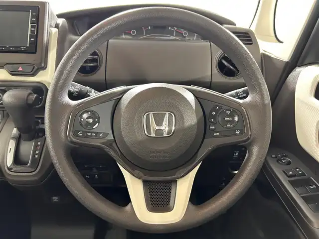 ホンダ Ｎ ＢＯＸ EX 佐賀県 2021(令3)年 1.6万km プラチナホワイトパール 純正7型ナビ/AM/FM/CD/DVD/フルセグ/USB/Bluetooth/両側パワースライドドア/ホンダセンシング/衝突軽減システム/踏み間違い防止装置/衝突軽減システム/アダプティブクルーズコントロール/レーンアシスト/オートハイビーム/横滑り防止装置/コーナーセンサー/アイドリングストップ/シートヒーター/ロールサンシェード/チップアップリヤシート/ステアリングスイッチ/バックカメラ/ETC/純正14インチアルミホイール