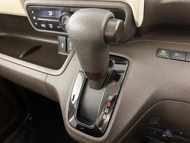ホンダ Ｎ ＢＯＸ EX 佐賀県 2021(令3)年 1.6万km プラチナホワイトパール 純正7型ナビ/AM/FM/CD/DVD/フルセグ/USB/Bluetooth/両側パワースライドドア/ホンダセンシング/衝突軽減システム/踏み間違い防止装置/衝突軽減システム/アダプティブクルーズコントロール/レーンアシスト/オートハイビーム/横滑り防止装置/コーナーセンサー/アイドリングストップ/シートヒーター/ロールサンシェード/チップアップリヤシート/ステアリングスイッチ/バックカメラ/ETC/純正14インチアルミホイール
