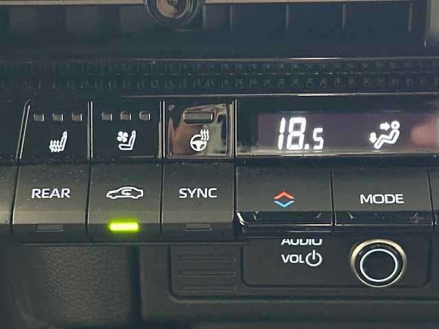 トヨタ ランドクルーザー ２５０ ZX 宮城県 2024(令6)年 2.1万km ベージュ サンルーフ/４WD/トヨタセーフティセンス/・プロアクティブドライビングアシスト/・プリクラッシュセーフティシステム/・リアクロストラフィックアラート/・リアカメラディテクション/・レーントレーシングアシスト/・レーンディパーチャーアラート/・レーダークルーズコントロール/・オートマチックハイビーム/・ロードサインアシスト/・後方車両接近告知/・ロードサインアシスト/純正メモリナビ/全方位カメラ/バックカメラ/マルチテレインセレクト/クロールコントロール/パーキングサポートブレーキ/ブレーキホールド/ブラインドスポットモニター/デジタルインナーミラー/パドルシフト/フルセグテレビ/JBLサウンド/Bluetooth/リモートエアコン/純正LEDヘッドライト/オートライト/コーナーセンサー/パワーシート/全席シートヒーター/全席エアシート/純正ドライブレコーダー/純正ビルトインETC2.０/電動リアゲート/寒冷地仕様