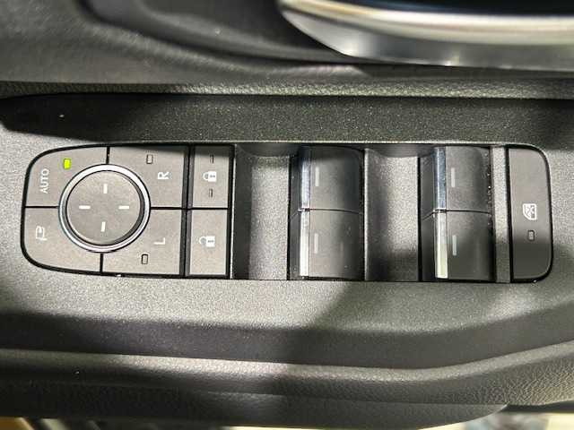 トヨタ ランドクルーザー ２５０ ZX 宮城県 2024(令6)年 2.1万km ベージュ サンルーフ/４WD/トヨタセーフティセンス/・プロアクティブドライビングアシスト/・プリクラッシュセーフティシステム/・リアクロストラフィックアラート/・リアカメラディテクション/・レーントレーシングアシスト/・レーンディパーチャーアラート/・レーダークルーズコントロール/・オートマチックハイビーム/・ロードサインアシスト/・後方車両接近告知/・ロードサインアシスト/純正メモリナビ/全方位カメラ/バックカメラ/マルチテレインセレクト/クロールコントロール/パーキングサポートブレーキ/ブレーキホールド/ブラインドスポットモニター/デジタルインナーミラー/パドルシフト/フルセグテレビ/JBLサウンド/Bluetooth/リモートエアコン/純正LEDヘッドライト/オートライト/コーナーセンサー/パワーシート/全席シートヒーター/全席エアシート/純正ドライブレコーダー/純正ビルトインETC2.０/電動リアゲート/寒冷地仕様