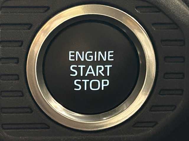 トヨタ ランドクルーザー ２５０ ZX 宮城県 2024(令6)年 2.1万km ベージュ サンルーフ/４WD/トヨタセーフティセンス/・プロアクティブドライビングアシスト/・プリクラッシュセーフティシステム/・リアクロストラフィックアラート/・リアカメラディテクション/・レーントレーシングアシスト/・レーンディパーチャーアラート/・レーダークルーズコントロール/・オートマチックハイビーム/・ロードサインアシスト/・後方車両接近告知/・ロードサインアシスト/純正メモリナビ/全方位カメラ/バックカメラ/マルチテレインセレクト/クロールコントロール/パーキングサポートブレーキ/ブレーキホールド/ブラインドスポットモニター/デジタルインナーミラー/パドルシフト/フルセグテレビ/JBLサウンド/Bluetooth/リモートエアコン/純正LEDヘッドライト/オートライト/コーナーセンサー/パワーシート/全席シートヒーター/全席エアシート/純正ドライブレコーダー/純正ビルトインETC2.０/電動リアゲート/寒冷地仕様