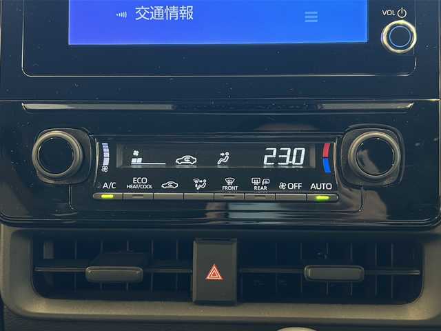 トヨタ シエンタ ハイブリッド Z 岐阜県 2023(令5)年 1.9万km ブラック 純正ディスプレイオーディオ/パノラミックビューモニター/連動前後ドライブレコーダー/トヨタセーフティセンス/レーダークルーズコントロール/ETC2.0/両側電動スライドドア/フルセグ視聴/Bluetooth/LEDヘッドライト/オートハイビーム/クリアランスソナー/ブラインドスポットモニター/純正フロアマット/AC100V/USBポート/プッシュスタート/スマートキー/スペアキー/取扱説明書・記録簿