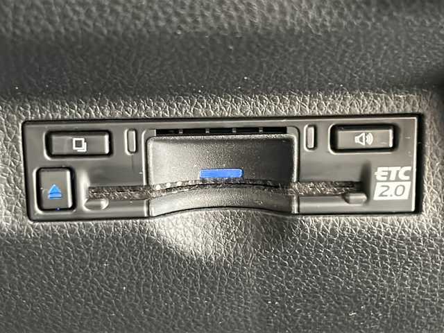 トヨタ シエンタ ハイブリッド Z 岐阜県 2023(令5)年 1.9万km ブラック 純正ディスプレイオーディオ/パノラミックビューモニター/連動前後ドライブレコーダー/トヨタセーフティセンス/レーダークルーズコントロール/ETC2.0/両側電動スライドドア/フルセグ視聴/Bluetooth/LEDヘッドライト/オートハイビーム/クリアランスソナー/ブラインドスポットモニター/純正フロアマット/AC100V/USBポート/プッシュスタート/スマートキー/スペアキー/取扱説明書・記録簿