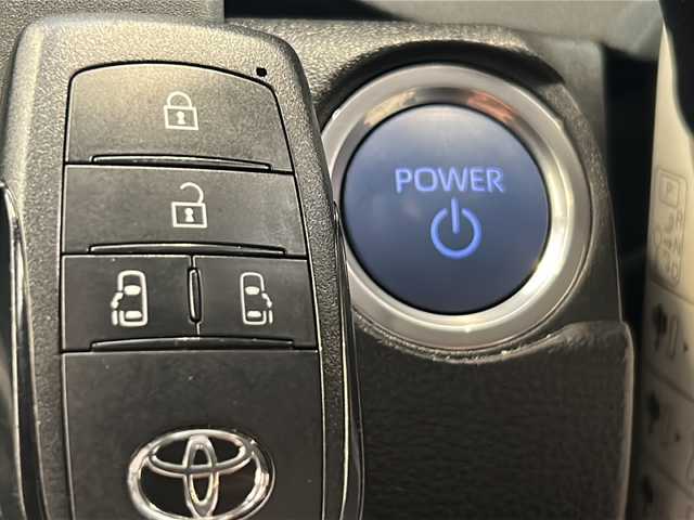 トヨタ シエンタ ハイブリッド Z 岐阜県 2023(令5)年 1.9万km ブラック 純正ディスプレイオーディオ/パノラミックビューモニター/連動前後ドライブレコーダー/トヨタセーフティセンス/レーダークルーズコントロール/ETC2.0/両側電動スライドドア/フルセグ視聴/Bluetooth/LEDヘッドライト/オートハイビーム/クリアランスソナー/ブラインドスポットモニター/純正フロアマット/AC100V/USBポート/プッシュスタート/スマートキー/スペアキー/取扱説明書・記録簿