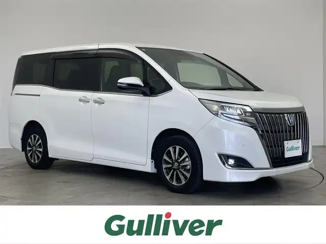 トヨタ エスクァイア ハイブリッド Gi プレミアムパッケージ ブラックテーラード 埼玉県 2021(令3)年 5.6万km ホワイトパールクリスタルシャイン 純正10インチナビ　/ CD DVD 地デジTV Bluetooth HDMI/フリップダウンモニター　/バックカメラ　/プリクラッシュセーフティ/クルーズコントロール　/ドラレコ　/ビルトインＥＴＣ　/シートヒーター　/ステアリングヒーター　/LEDオートライト