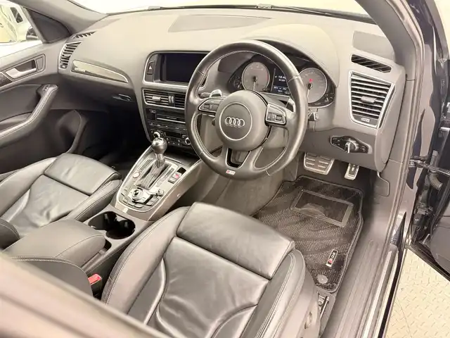 アウディ ＳＱ５ 兵庫県 2015(平27)年 8.9万km ムーンライトブルーパールエフェクト 純正HDDナビ/フルセグ CD DVD BT MSV/バックカメラ/コーナーセンサー/レーダークルーズコントロール/BSM/LKA/ビルトインETC/4WD/パワーシート/シートヒーター/レザーシート/パワーバックドア/HIDヘッドライト/オートライト/スマートキー/取扱い説明書