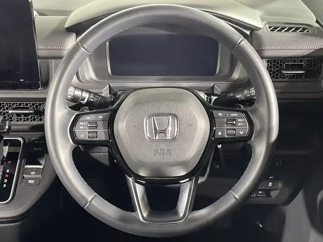 ホンダ ステップワゴン スパーダ 福岡県 2023(令5)年 2.5万km クリスタルブラックパール 禁煙車/ワンオーナー/純正11.4インチナビ/フルセグテレビ/マルチビューカメラ/両側パワースライドドア/パワーバックドア/ミラー一体型ドライブレコーダー前後/ETC/レーダークルーズコントロール
