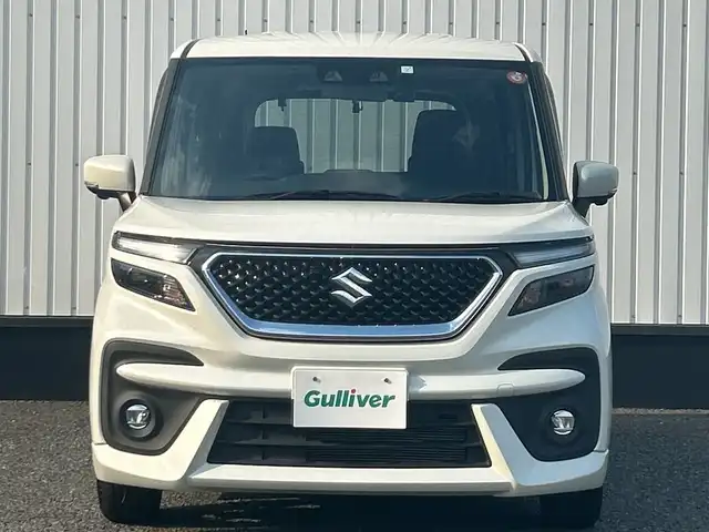 スズキ ソリオ バンディット HV MV 千葉県 2023(令5)年 0.9万km ピュアホワイトP 純正メモリナビ/（CD/DVD/BT/TV)/バックカメラ/衝突被害軽減システム/車線逸脱警報/レーダークルーズコントロール/パワースライドドア/ヘッドアップディスプレイ/シートヒーター/ETC/ドライブレコーダー/アイドリングストップ/LEDヘッドライト/フォグランプ/オートライト/ウィンカーミラー/電動格納ミラー/純正15インチAW/シートヒーター/プッシュスタート/ドアバイザー/取扱説明書/保証書