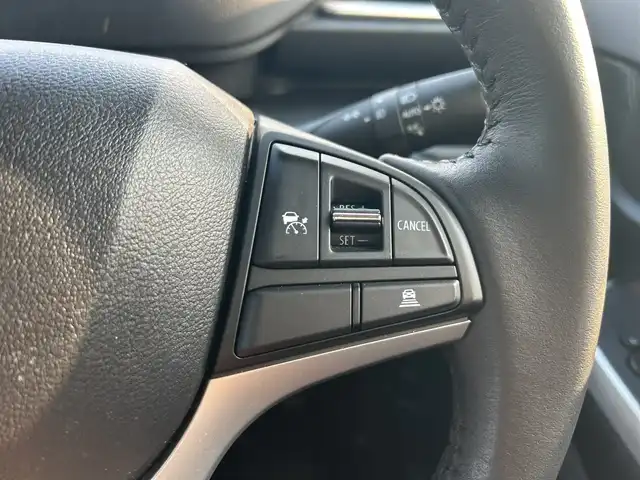 スズキ ソリオ バンディット HV MV 千葉県 2023(令5)年 0.9万km ピュアホワイトP 純正メモリナビ/（CD/DVD/BT/TV)/バックカメラ/衝突被害軽減システム/車線逸脱警報/レーダークルーズコントロール/パワースライドドア/ヘッドアップディスプレイ/シートヒーター/ETC/ドライブレコーダー/アイドリングストップ/LEDヘッドライト/フォグランプ/オートライト/ウィンカーミラー/電動格納ミラー/純正15インチAW/シートヒーター/プッシュスタート/ドアバイザー/取扱説明書/保証書