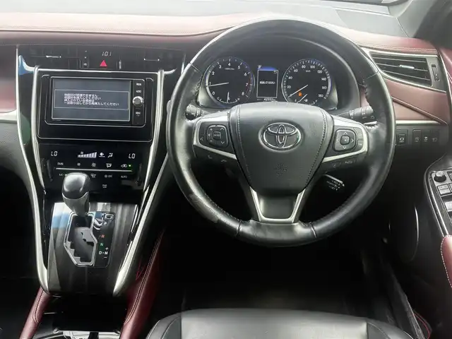 トヨタ ハリアー プレミアム 茨城県 2019(平31)年 4.3万km スパークリングブラックパールクリスタルシャイン 純正ナビ　/バックカメラ　/ドライブレコーダー　/クルーズコントロール　/ＥＴＣ　/パワーバックドア　/ＬＥＤライト　/パワーシート　/レーンキープアシスト　/オートライト　/アイドリングストップ　/衝突軽減システム/パワーステアリング/パワーウィンドウ