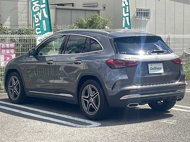 メルセデス・ベンツ ＧＬＡ２００ｄ 4マチック AMGライン 兵庫県 2021(令3)年 1.2万km マウンテングレー 軽油/ターボ/4WD/登録時走行距離11922km/レーダーセーフティパッケージ/純正10.25インチナビ/フルセグTV/全方位カメラ/純正前後ドライブレコーダー/キーレスゴー/コンビニエンスオープニング/クロージング機能/前席パワーシート/シートヒーター/パワーバックドア/マルチビームLEDヘッドランプ/アダプティブハイビームアシストプラス/カーボン調インパネ加飾/ETC2.0/純正フロアマット