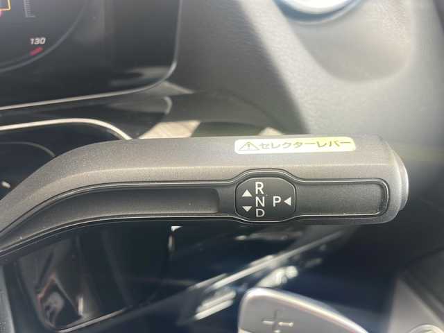 メルセデス・ベンツ ＧＬＡ２００ｄ 4マチック AMGライン 兵庫県 2021(令3)年 1.2万km マウンテングレー 軽油/ターボ/4WD/登録時走行距離11922km/レーダーセーフティパッケージ/純正10.25インチナビ/フルセグTV/全方位カメラ/純正前後ドライブレコーダー/キーレスゴー/コンビニエンスオープニング/クロージング機能/前席パワーシート/シートヒーター/パワーバックドア/マルチビームLEDヘッドランプ/アダプティブハイビームアシストプラス/カーボン調インパネ加飾/ETC2.0/純正フロアマット