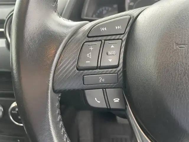 マツダ デミオ 13S 富山県 2015(平27)年 4.9万km メテオグレーマイカ ＬＥＤコンフォートパッケージ/メーカーナビ/フルセグＴＶ/Ｂｌｕｅｔｏｏｔｈ/ＤＶＤ再生/ビルトインＥＴＣ/アイドリングストップ/ＬＥＤオートライト/衝突軽減ブレーキ