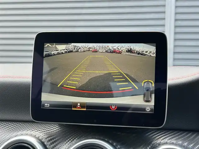 メルセデス・ベンツ Ａ１８０ スポーツ 茨城県 2017(平29)年 4万km カルサイトホワイト 後期型 /AMGレザ-エクスクル-シブパッケージ /パノラミックSR /harman/kardon /本革 /シ-トヒ-タ- /M付PWシ-ト /アンビエントライト /レザ-調インテリアトリム /RSP /ACC /LKA /BSA /PRE-SAFE /Bカメラ /パ-クトロニック /ナビ /TV /CarPlay/BT/DVD/CD /LED/ETC2.0/禁煙車