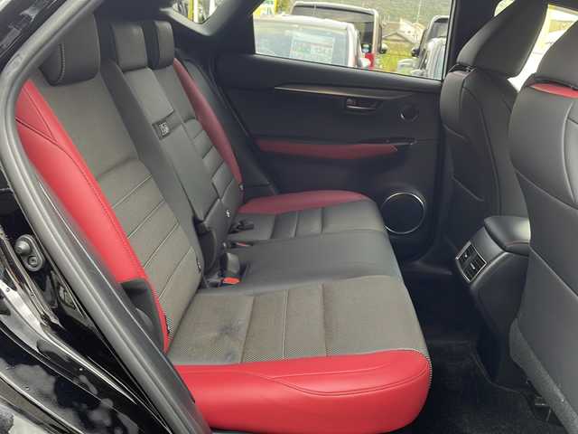 レクサス ＮＸ 300h Fスポーツ 大阪府 2019(平31)年 5万km ブラック １オーナー　サンルーフ　衝突軽減システム　純正ナビ　全周囲カメラ　フルセグＴＶ　Ｂｌｕｅｔｏｏｔｈ　ＣＤ　赤革シート　パワーシート　シートヒーター　ベンチレーション　シートメモリ　三眼ＬＥＤヘッドライト　レーダークルコン　ＥＴＣ２．０　パドルシフト　純正アルミホイール　スペアキー　取扱説明書　保証書　フロアマット　