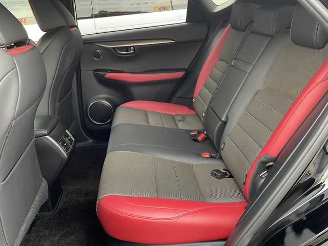 レクサス ＮＸ 300h Fスポーツ 大阪府 2019(平31)年 5万km ブラック １オーナー　サンルーフ　衝突軽減システム　純正ナビ　全周囲カメラ　フルセグＴＶ　Ｂｌｕｅｔｏｏｔｈ　ＣＤ　赤革シート　パワーシート　シートヒーター　ベンチレーション　シートメモリ　三眼ＬＥＤヘッドライト　レーダークルコン　ＥＴＣ２．０　パドルシフト　純正アルミホイール　スペアキー　取扱説明書　保証書　フロアマット　