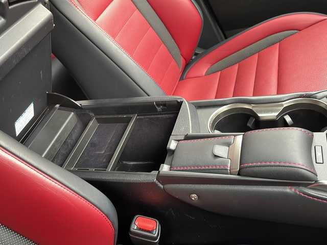 レクサス ＮＸ 300h Fスポーツ 大阪府 2019(平31)年 5万km ブラック １オーナー　サンルーフ　衝突軽減システム　純正ナビ　全周囲カメラ　フルセグＴＶ　Ｂｌｕｅｔｏｏｔｈ　ＣＤ　赤革シート　パワーシート　シートヒーター　ベンチレーション　シートメモリ　三眼ＬＥＤヘッドライト　レーダークルコン　ＥＴＣ２．０　パドルシフト　純正アルミホイール　スペアキー　取扱説明書　保証書　フロアマット　