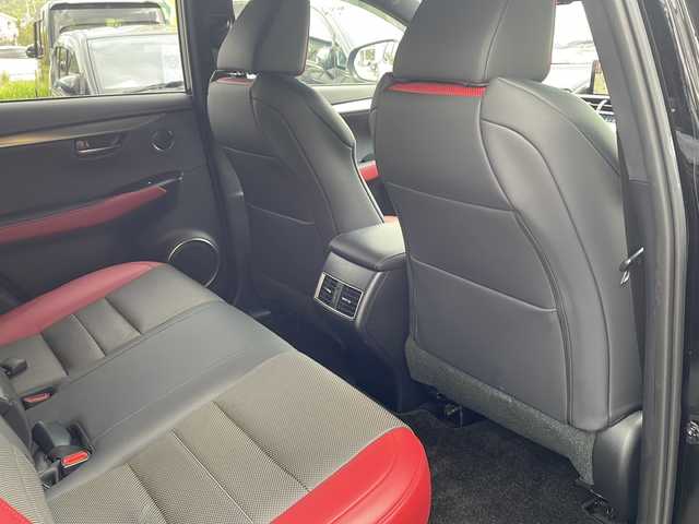 レクサス ＮＸ 300h Fスポーツ 大阪府 2019(平31)年 5万km ブラック １オーナー　サンルーフ　衝突軽減システム　純正ナビ　全周囲カメラ　フルセグＴＶ　Ｂｌｕｅｔｏｏｔｈ　ＣＤ　赤革シート　パワーシート　シートヒーター　ベンチレーション　シートメモリ　三眼ＬＥＤヘッドライト　レーダークルコン　ＥＴＣ２．０　パドルシフト　純正アルミホイール　スペアキー　取扱説明書　保証書　フロアマット　