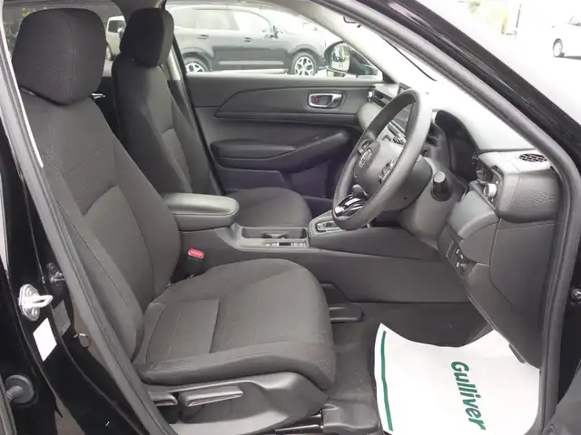 ホンダ ヴェゼル G 山形県 2023(令5)年 3.4万km クリスタルブラックパール ホンダセンシング/純正HDDナビ/　　【CD　DVD　BT　フルセグ　USB】/バックカメラ/レーダークルーズコントロール/LEDオートライト/純正16インチアルミホイール/ドライブレコーダー/コーナーセンサー/アイドリングストップ/ステアリングスイッチ/電動格納ウィンカーミラー/フォグランプ/純正フロアマット/スマートキー×2/ETC