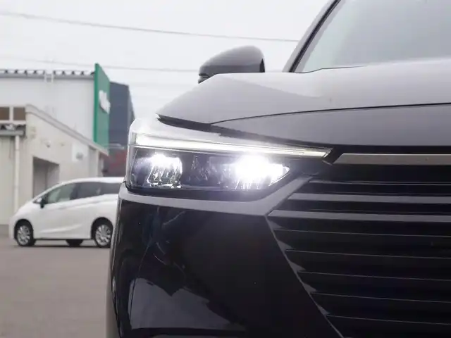 ホンダ ヴェゼル G 山形県 2023(令5)年 3.4万km クリスタルブラックパール ホンダセンシング/純正HDDナビ/　　【CD　DVD　BT　フルセグ　USB】/バックカメラ/レーダークルーズコントロール/LEDオートライト/純正16インチアルミホイール/ドライブレコーダー/コーナーセンサー/アイドリングストップ/ステアリングスイッチ/電動格納ウィンカーミラー/フォグランプ/純正フロアマット/スマートキー×2/ETC