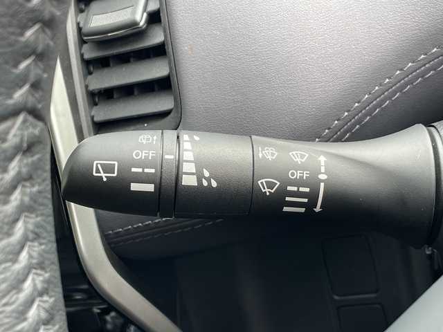 日産 セレナ e－パワー ハイウェイスター V 愛知県 2020(令2)年 5.4万km ダイヤモンドブラック プロパイロット/純正10型ナビ/フリップダウンモニター/両側パワースライドドア/レーダークルーズコントロール/バックカメラ/全方位カメラ/コーナーセンサー/純正アルミホイール/ＥＴＣ/ブラインドスポットモニター/LEDヘッドライト/衝突軽減システム/フルセグ/CD DVD/Bluetooth/レーンキープアシスト/ステアリングスイッチ/スマートキー/プッシュスタート