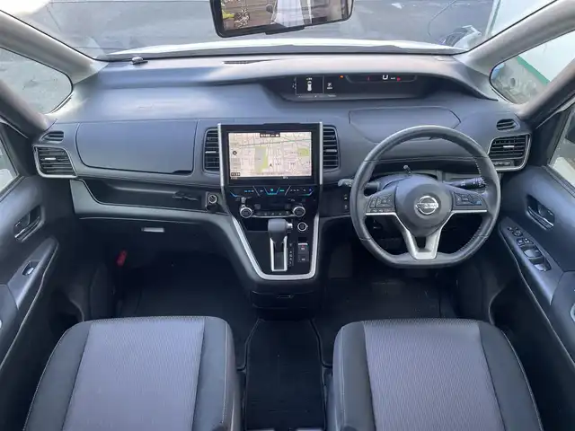 日産 セレナ ハイウェイスター Vセレクション 東京都 2018(平30)年 7.6万km ブリリアントホワイトパール 社外ナビ/インテリジェント パーキングアシスト/全周囲カメラ/フルセグTV/Bluetooth/FM/AM/USB/HDMI/デジタルインナーミラー/両側電動スライドドア/前後コーナーセンサー/衝突軽減ブレーキ/横滑り防止装置/純正フロアマット/ETC2.0/レーダークルーズコントロール/スマートキー