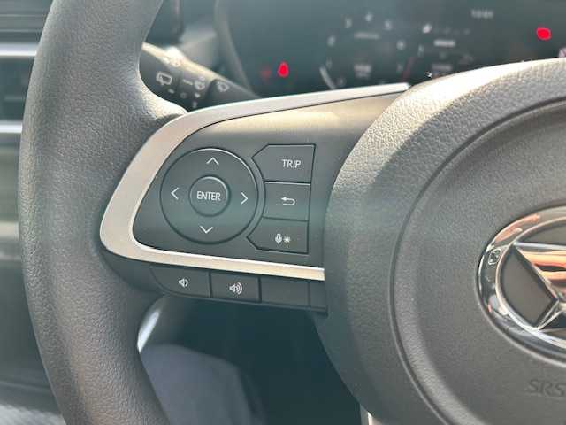 ダイハツ ロッキー G 東京都 2019(令1)年 0.3万km ブラックマイカメタリック/ブライトシルバーメタリック 2トーン 純正ナビ/(フルセグTV/Bluetooth/CD/DVD/SD/ipod)/バックカメラ/スマートアシスト/ETC/前方ドライブレコーダー/前席シートヒーター/衝突回避支援ブレーキ機能/ブレーキ制御付誤発進抑制機能/先行車発信お知らせ機能/クルーズコントロール/純正フロアマット/ステアリングスイッチ/電格ミラー/スペアキー1本/取扱説明書/保証書