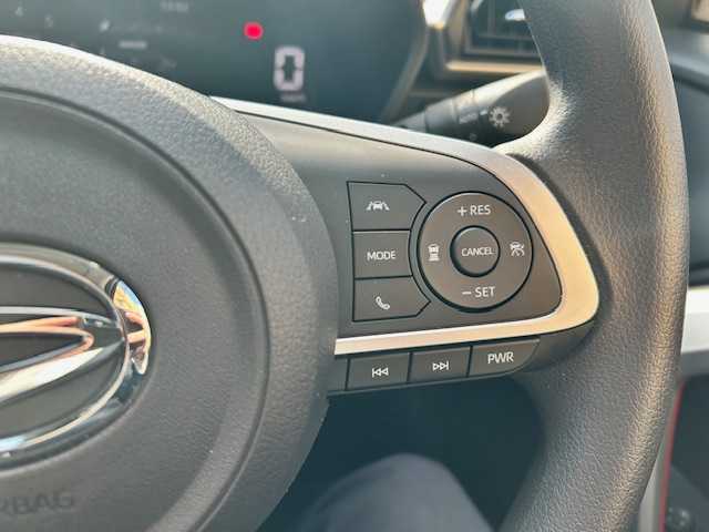 ダイハツ ロッキー G 東京都 2019(令1)年 0.3万km ブラックマイカメタリック/ブライトシルバーメタリック 2トーン 純正ナビ/(フルセグTV/Bluetooth/CD/DVD/SD/ipod)/バックカメラ/スマートアシスト/ETC/前方ドライブレコーダー/前席シートヒーター/衝突回避支援ブレーキ機能/ブレーキ制御付誤発進抑制機能/先行車発信お知らせ機能/クルーズコントロール/純正フロアマット/ステアリングスイッチ/電格ミラー/スペアキー1本/取扱説明書/保証書