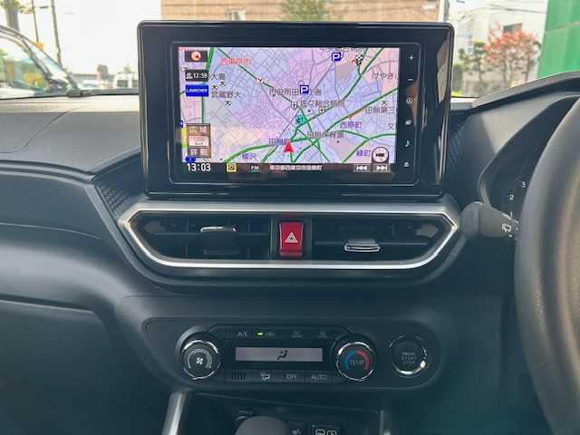 ダイハツ ロッキー G 東京都 2019(令1)年 0.3万km ブラックマイカメタリック/ブライトシルバーメタリック 2トーン 純正ナビ/(フルセグTV/Bluetooth/CD/DVD/SD/ipod)/バックカメラ/スマートアシスト/ETC/前方ドライブレコーダー/前席シートヒーター/衝突回避支援ブレーキ機能/ブレーキ制御付誤発進抑制機能/先行車発信お知らせ機能/クルーズコントロール/純正フロアマット/ステアリングスイッチ/電格ミラー/スペアキー1本/取扱説明書/保証書