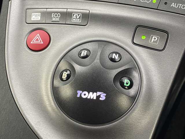 トヨタ プリウス G 大分県 2015(平27)年 4.2万km スーパーホワイトⅡ アルパインナビ/パワーシート/サンルーフ/バックカメラ/ステリングスイッチ/フルセグＴＶ(ＤＶＤ／ＢＴ／ＣＤ)/ＥＴＣ/社外マフラー/前方ドラレコ/ＬＯＸＡＲＮＹ１８インチホイール/ハーフレザーシート