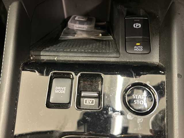 日産 キックス X ツートーンインテリアED 岐阜県 2023(令5)年 1.1万km ホワイト 純正ナビ/プッシュスタート/ETC/ステアリングヒーター/スマートキー/クルーズコントロール/バックモニター/BIuetooth/フルセグ/レザーシート/純正アルミホイール/シートヒーター/LEDヘッドライト/フォグ/ドアバイザー/コーナーセンサー前後/オートライト/衝突軽減システム/全方位モニター/オートブレーキホールド/ルーフレール/EVモード/ドライブモード/オートブレーキホールド