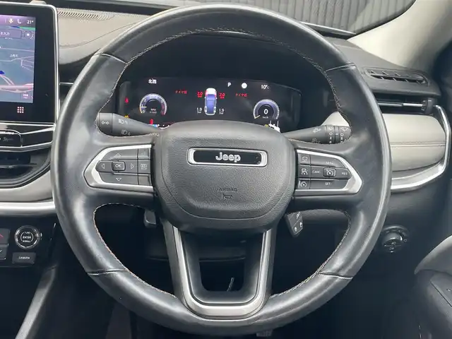 クライスラー・ジープ ジープ コンパス リミテッド 福岡県 2021(令3)年 4.8万km グレーＭ アダプティブクルーズコントロール/ブラインドスポットモニター/レーンキープアシスト/黒革シート/前席シートヒーター/ＡＬＰＩＮＥスピーカー/純正ナビ/Ａｐｐｌｅｃａｒｐｌａｙ　/全方位カメラ/フルセグTV/Bluetooth/LEDヘッドライト/オートハイビーム/パワーバックドア/前後ドライブレコーダー/純正18インチアルミホイール/ETC2.0/スペアキー×1