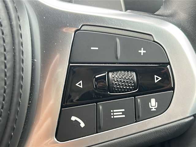 ＢＭＷ ３２０ｄ xDrive Mスポーツ EDジョイ+ 青森県 2021(令3)年 3.6万km アルピンホワイトⅢ コンフォートパッケージ/-オートマチックトランクリッドオペレーション/-ストレージパッケージ/(Type-C対応USBソケット/シートバック収納/トランクネット/荷物固定用フック)/-HiFiスピーカーシステム(205W、10スピーカー)/パーキングアシストプラス/(トップビュー+3Dビュー/サイドビューカメラ/パークディスタンスコントロール)/ディーゼル車/純正ナビ/４WD/ETC付インナーミラー/ドライブレコーダー/スペアキー/パワーシート（D/N)/レーダークルーズコントロール/横滑り防止/アイドリングストップ/コーナーセンサー前後/シートヒーター（D/N)/純正18インチAW/純正フロアマット/衝突軽減ブレーキ/Bluetooth/バックカメラ