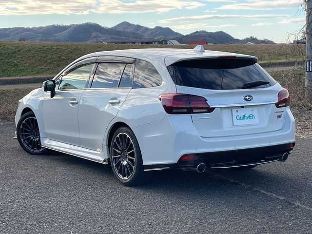 スバル レヴォーグ 1．6STIスポーツアイサイト 新潟県 2018(平30)年 1万km クリスタルホワイトP 4WD/社外8インチSDナビ/CD/DVD/BT/フルセグテレビ/SDミュージックサーバー/フロント/サイドカメラ/ETC/ドライブレコーダー/衝突被害軽減ブレーキ/レーンキープアシスト/レーダークルーズコントロール/革シート/パワーシート/シートヒーター/パドルシフト/ステアリングスイッチ/コーナーセンサー/スマートキー/プッシュスタート/LEDヘッドライト/オートライト/オートハイビーム/フォグランプ/純正18インチアルミホイール