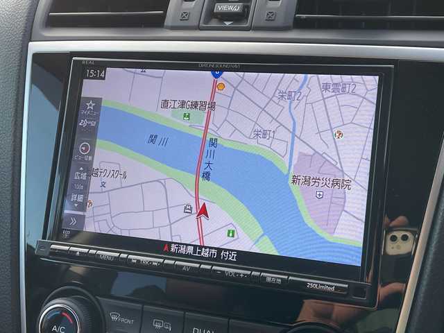 スバル レヴォーグ 1．6STIスポーツアイサイト 新潟県 2018(平30)年 1万km クリスタルホワイトP 4WD/社外8インチSDナビ/CD/DVD/BT/フルセグテレビ/SDミュージックサーバー/フロント/サイドカメラ/ETC/ドライブレコーダー/衝突被害軽減ブレーキ/レーンキープアシスト/レーダークルーズコントロール/革シート/パワーシート/シートヒーター/パドルシフト/ステアリングスイッチ/コーナーセンサー/スマートキー/プッシュスタート/LEDヘッドライト/オートライト/オートハイビーム/フォグランプ/純正18インチアルミホイール