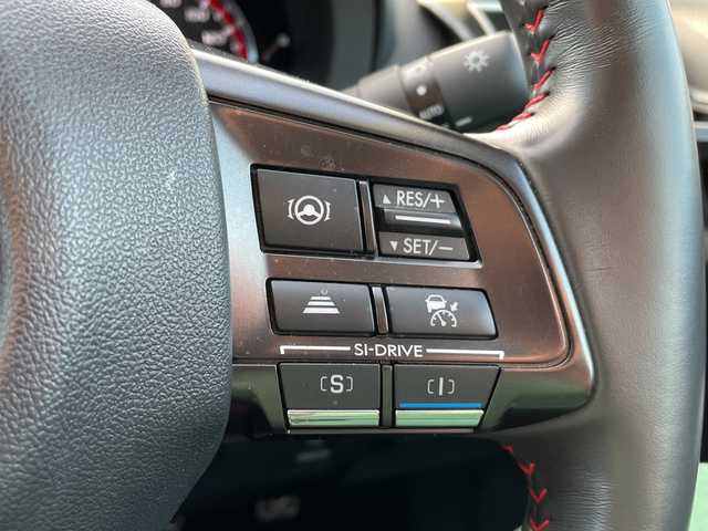 スバル レヴォーグ 1．6STIスポーツアイサイト 新潟県 2018(平30)年 1万km クリスタルホワイトP 4WD/社外8インチSDナビ/CD/DVD/BT/フルセグテレビ/SDミュージックサーバー/フロント/サイドカメラ/ETC/ドライブレコーダー/衝突被害軽減ブレーキ/レーンキープアシスト/レーダークルーズコントロール/革シート/パワーシート/シートヒーター/パドルシフト/ステアリングスイッチ/コーナーセンサー/スマートキー/プッシュスタート/LEDヘッドライト/オートライト/オートハイビーム/フォグランプ/純正18インチアルミホイール