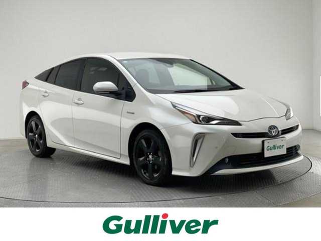 トヨタ プリウス Sツーリングセレクション 兵庫県 2019(平31)年 9.2万km ホワイトパールクリスタルシャイン 純正ナビ　/バックカメラ　/ＥＴＣ　/レーンアシスト　/プッシュスタート　/純正フロアマット/シートヒーター　/横滑り防止　/衝突軽減　/フルフラット　/コーナーセンサー　/Ｂｌｕｅｔｏｏｔｈ　/１７インチ純正ＡＷ